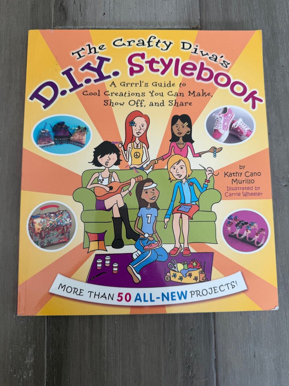 The Crafty Diva's D.I.Y. Stylebook Y2K Crafting Book Softcover